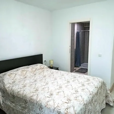 Апартаменты Comfortable On The 1st Sea Line In The South Of Tenerife *