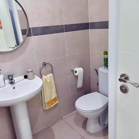 Comfortable On The 1st Sea Line In The South Of Tenerife Лас Гальетас