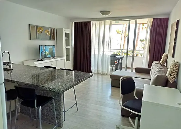 Comfortable On The 1st Sea Line In The South Of Tenerife *